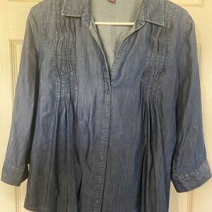 Gloria Vanderbilt Washed Blue Denim Pintuck Button-Front Shirt